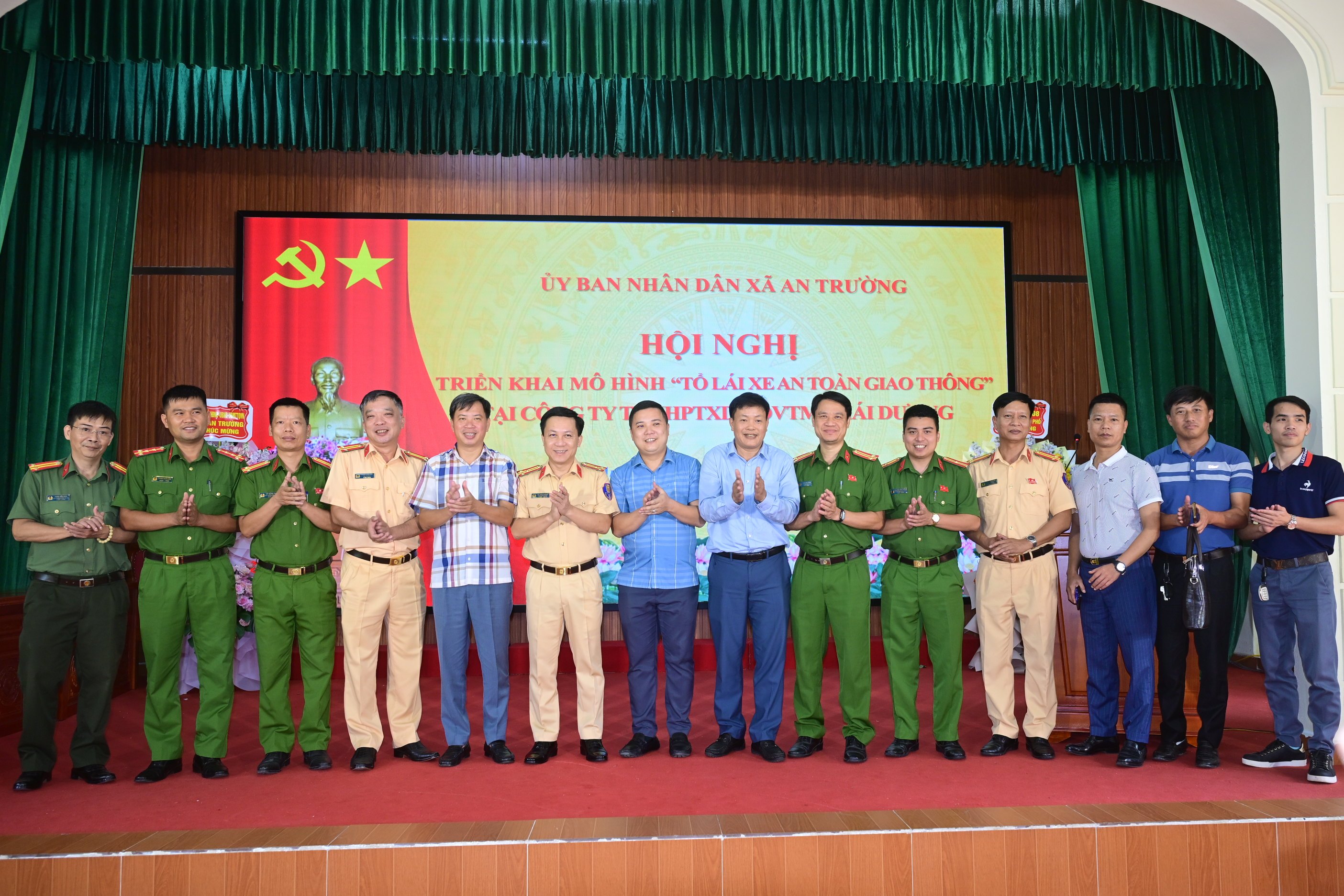 Đội CSGT đường bộ số 4: Xây dựng “điểm” mô hình “Tổ lái xe an toàn giao thông” tại Công ty TNHH Phát triển Xây dựng và DVTM Thái Dương